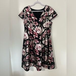 Lane Bryant Floral‎ V-Neck Midi Dress